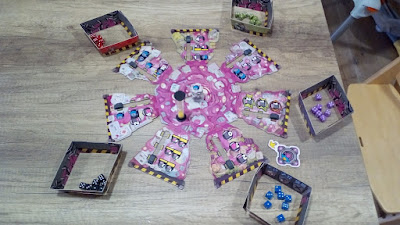 Attack of the Jelly Monster intavolato