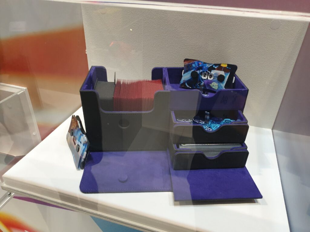 Gamegenic TCG organizer