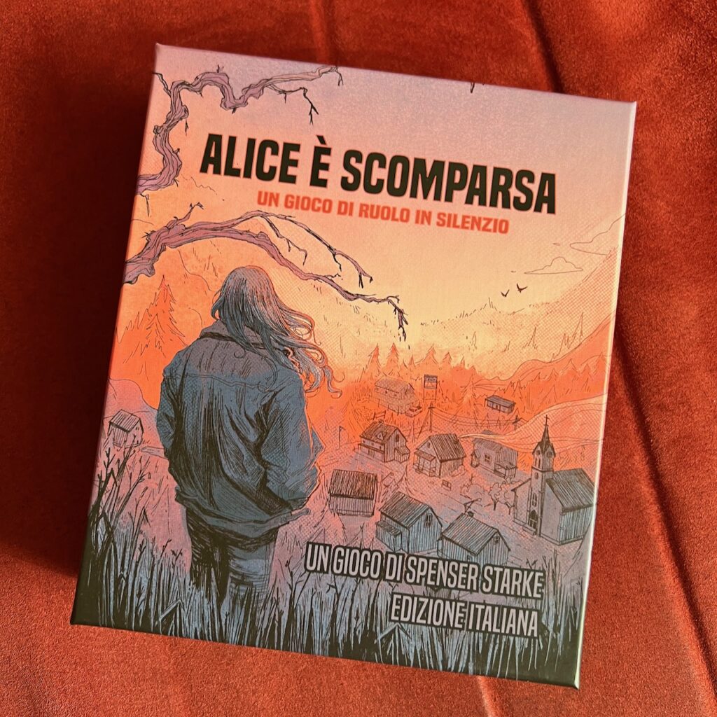 L'evocativa immagine sul dorso della scatola di "Alice è scomparsa"