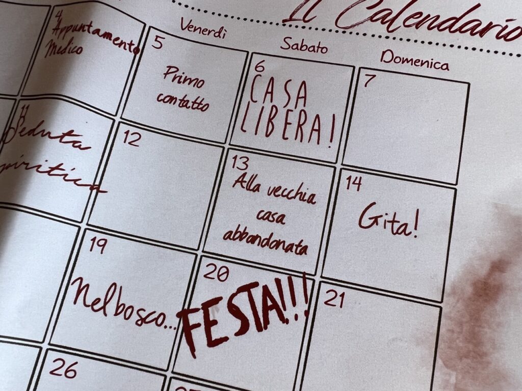 Un particolare del Calendario: averlo reale, al centro del tavolo, è fondamentale 