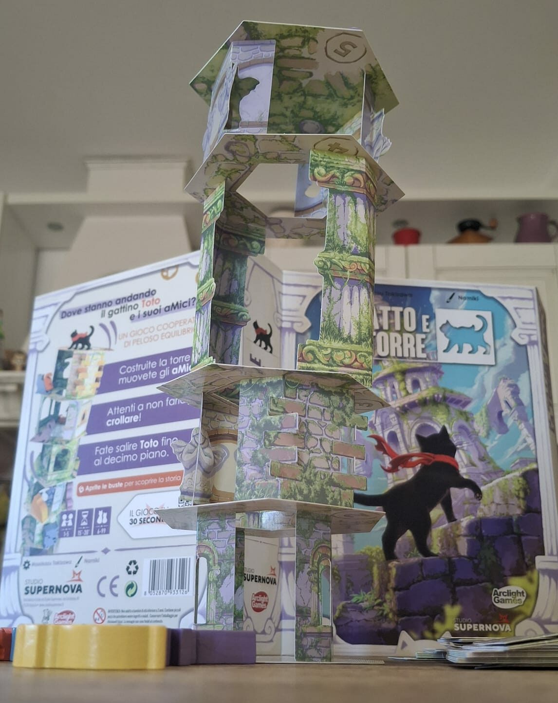 Si comincia a costruire ne Il gatto e La Torre